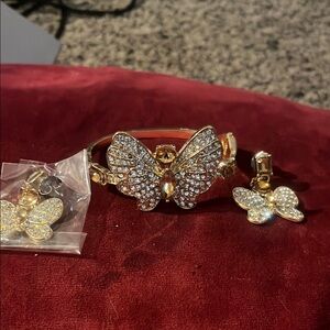 Gold Butterfly Jewelry Set